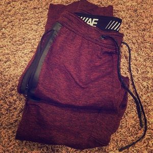 AE Men’s joggers